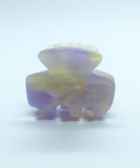 gusta Hårklemme i farven lyserød, er en feminin og flot hårklemme