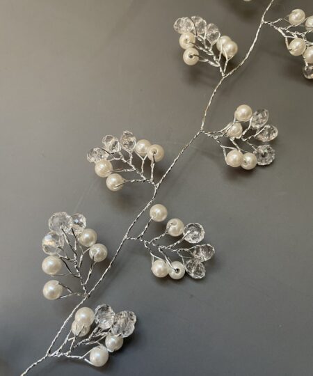 Alternative view of Hårbånd med perler som blade