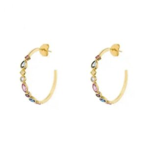 ØreringeOplev den ultimative elegance med vores unikke udvalg af øreringe til salg! Vores håndplukkede kollektion tilbyder et væld af stilarter, fra klassiske og tidløse designs til moderne og iøjnefaldende statement-stykker. Uanset om du er på udkig efter noget subtilt til hverdagsbrug eller ønsker at skille dig ud til særlige begivenheder, har vi de perfekte øreringe til dig. Køb nu og tilføj en strålende og personlig touch til dine outfits! Find den perfekte julegave eller fødselsdagsgave til hende blandt vores betagende udvalg af smukke smykker, herunder øreringe og halskæder! Vores kollektion er nøje udvalgt for at tilbyde en bred vifte af stilfulde designs, der vil glæde enhver kvinde. Uanset om du ønsker at forære hende et tidløst og klassisk smykke eller ønsker at overraske med en moderne og iøjnefaldende kreation, har vi den ideelle gave til hende. Vores smykker er skabt med dedikation og kærlighed for at bringe glæde til hverdagen og skabe mindeværdige øjeblikke. Køb nu, og lad vores julegave eller fødselsdagsgave til hende smykker være den perfekte gave, der vil skinne som de mest dyrebare juveler i hendes samling.