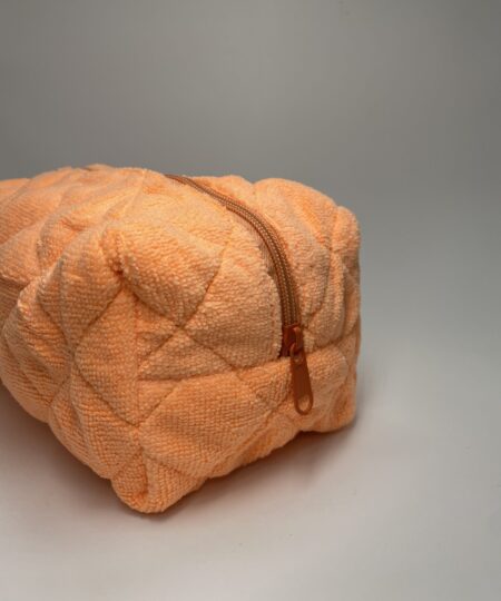 blomstret blomstret firkantet kosmetiktaske kosmetiktaske køb makeup taske online køb makeup taske online luksus kosmetik taske luksus kosmetik taske rejsetaske makeup rejsetaske organisering af makeup organisering af makeup plys plys rejsevenlig makeup taske rejsevenlig makeup taske sminkepung sminkepung tilbehør til makeup tilbehør til makeup udvalg af farver og størrelser udvalg af farver og størrelser toilet