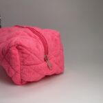 blomstret blomstret firkantet kosmetiktaske kosmetiktaske køb makeup taske online køb makeup taske online luksus kosmetik taske luksus kosmetik taske rejsetaske makeup rejsetaske organisering af makeup organisering af makeup plys plys rejsevenlig makeup taske rejsevenlig makeup taske sminkepung sminkepung tilbehør til makeup tilbehør til makeup udvalg af farver og størrelser udvalg af farver og størrelser toilet