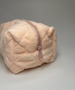 blomstret blomstret firkantet kosmetiktaske kosmetiktaske køb makeup taske online køb makeup taske online luksus kosmetik taske luksus kosmetik taske rejsetaske makeup rejsetaske organisering af makeup organisering af makeup plys plys rejsevenlig makeup taske rejsevenlig makeup taske sminkepung sminkepung tilbehør til makeup tilbehør til makeup udvalg af farver og størrelser udvalg af farver og størrelser toilet