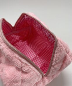 blomstret blomstret firkantet kosmetiktaske kosmetiktaske køb makeup taske online køb makeup taske online luksus kosmetik taske luksus kosmetik taske rejsetaske makeup rejsetaske organisering af makeup organisering af makeup plys plys rejsevenlig makeup taske rejsevenlig makeup taske sminkepung sminkepung tilbehør til makeup tilbehør til makeup udvalg af farver og størrelser udvalg af farver og størrelser toilet