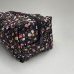 blomstret blomstret firkantet kosmetiktaske kosmetiktaske køb makeup taske online køb makeup taske online luksus kosmetik taske luksus kosmetik taske rejsetaske makeup rejsetaske organisering af makeup organisering af makeup plys plys rejsevenlig makeup taske rejsevenlig makeup taske sminkepung sminkepung tilbehør til makeup tilbehør til makeup udvalg af farver og størrelser udvalg af farver og størrelser toilet