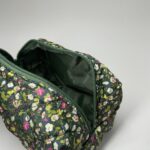 blomstret blomstret firkantet kosmetiktaske kosmetiktaske køb makeup taske online køb makeup taske online luksus kosmetik taske luksus kosmetik taske rejsetaske makeup rejsetaske organisering af makeup organisering af makeup plys plys rejsevenlig makeup taske rejsevenlig makeup taske sminkepung sminkepung tilbehør til makeup tilbehør til makeup udvalg af farver og størrelser udvalg af farver og størrelser toilet
