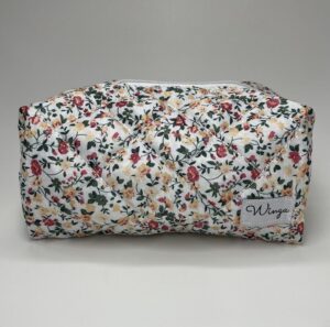 blomstret blomstret firkantet kosmetiktaske kosmetiktaske køb makeup taske online køb makeup taske online luksus kosmetik taske luksus kosmetik taske rejsetaske makeup rejsetaske organisering af makeup organisering af makeup plys plys rejsevenlig makeup taske rejsevenlig makeup taske sminkepung sminkepung tilbehør til makeup tilbehør til makeup udvalg af farver og størrelser udvalg af farver og størrelser toilet