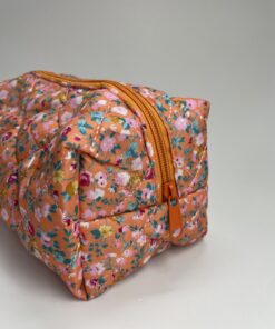 blomstret blomstret firkantet kosmetiktaske kosmetiktaske køb makeup taske online køb makeup taske online luksus kosmetik taske luksus kosmetik taske rejsetaske makeup rejsetaske organisering af makeup organisering af makeup plys plys rejsevenlig makeup taske rejsevenlig makeup taske sminkepung sminkepung tilbehør til makeup tilbehør til makeup udvalg af farver og størrelser udvalg af farver og størrelser toilet