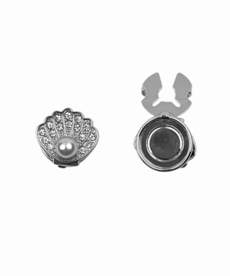 Knappeskjuler Pearl Shell i guld med perler – elegant muslingeformet button cover
