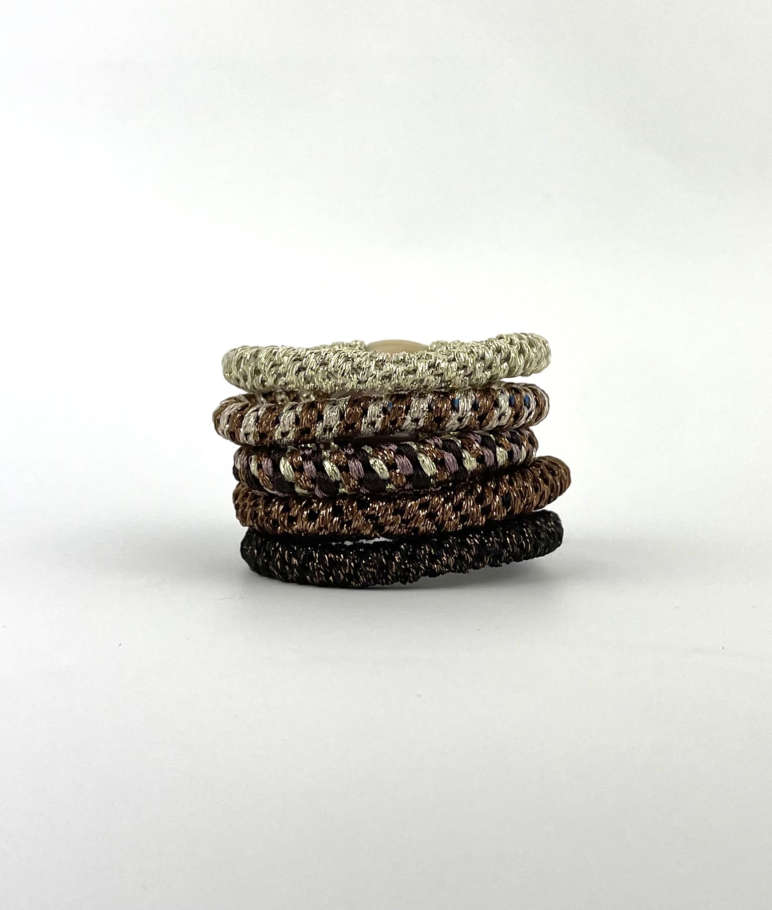 Pony-elastikker i forskellige farver – praktiske hårelastikker til børn og voksne