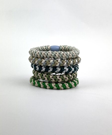 Pony-elastikker i forskellige farver – praktiske hårelastikker til børn og voksne