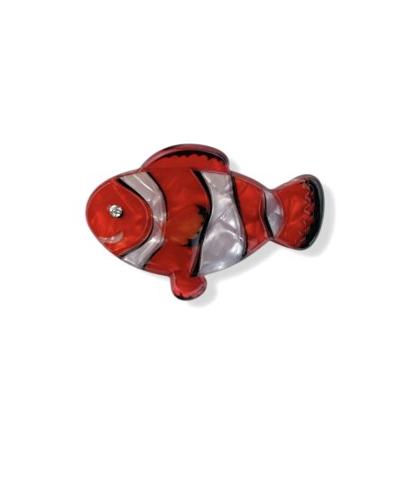 Sød mini hårklemme formet som en klovnefisk i rød og hvide nuancer. Et dekorativt håraccessory der giver din frisure et legende og sommerligt udtryk.